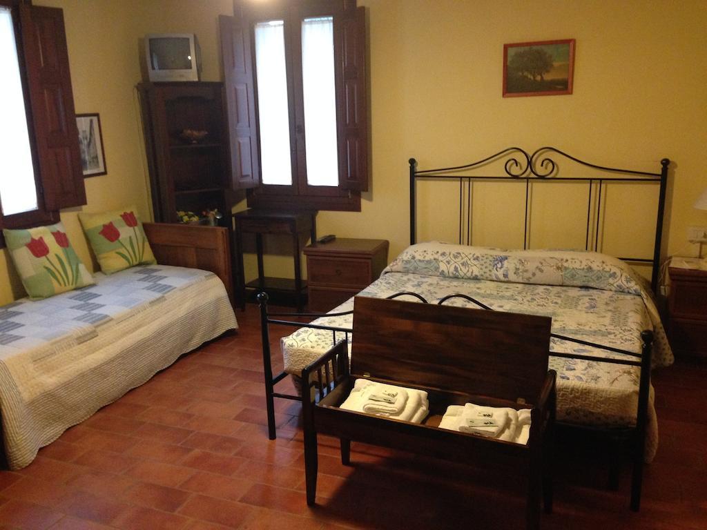 אימולה Agriturismo La Marletta חדר תמונה